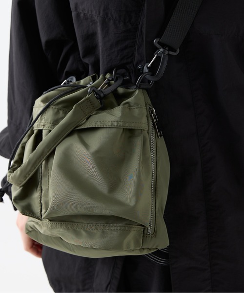 meltum(メルタム)の「【ZOZO限定】2WAY MILITARY POUCH(ショルダーバッグ・メンズ・ブラック/ベージュ/オリーブ/アイボリー・FREE)」の7枚目の写真