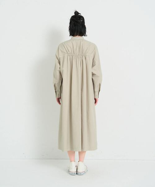 conges payes ADIEU TRISTESSE(コンジェ ペイエ アデュートリステス)の「ステッチワークシャツワンピ(ワンピース・レディース・チャコールグレー/グリーン・38)」の15枚目の写真