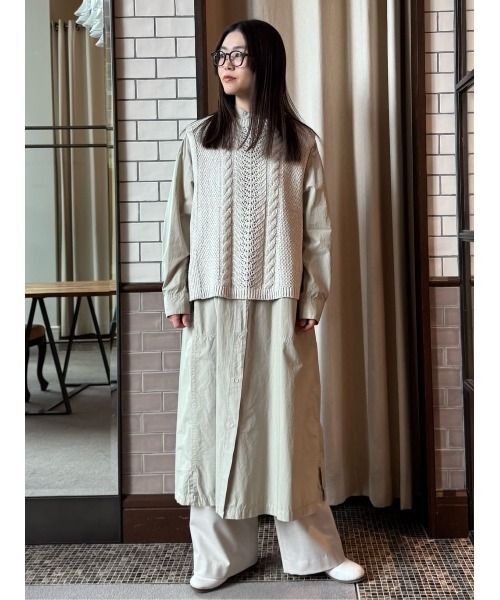 conges payes ADIEU TRISTESSE(コンジェ ペイエ アデュートリステス)の「ステッチワークシャツワンピ(ワンピース・レディース・チャコールグレー/グリーン・38)」の5枚目の写真