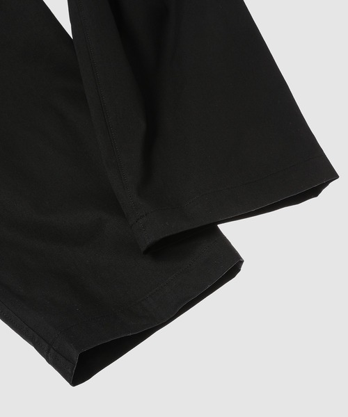 COMME des GARCONS HOMME（コム デ ギャルソン・オム）の「COTTON SERGE ONE TUCK PANTS（チノパンツ・メンズ・ブラック・S/M/XS/L）」の4枚目の写真