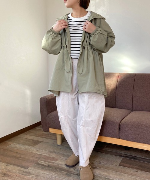 CRB(シーアールビー)の「カーブラインワイドパンツ(カーゴパンツ・レディース・ブラック/ブルー/グリーン/ベージュ/インディゴブルー/ダークグリーン/ダークベージュ・F)」の12枚目の写真