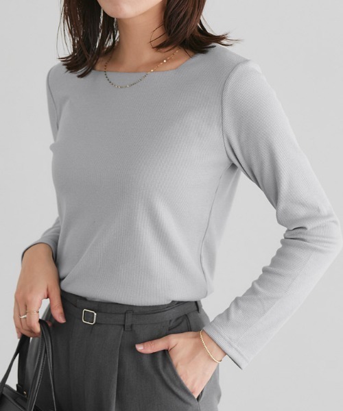 Pierrot(ピエロ)の「ネックが選べるテレコリブカットソー(Tシャツ/カットソー・レディース・ライトグレー/ブラック系その他/ブラウン/レッド/ベージュ系その他/レッド系その他/ライトグレー系/ネイビー系1/ベージュ系その他2/ホワイト系その他3/ライトグレー系2/ブラウン系その他3/レッド系その他3/ブラック系その他4/ベージュ系その他4/ブルー系3/ブラック/ライトベージュ/ホワイト×ブラック/ブラウン系/グレー系その他/その他/ブルー系その他2/ブラック系その他2/ブルー系その他4/ネイビー系3/ブラウン系その他4/レッド系その他4/ブルー系その他5/チャコールグレー/グレイッシュブルー/ネイビー系/ネイビー/ブルー系その他/ブルー系/グレー系その他2/その他1/ホワイト系その他2/ライトグレー系1/ブラウン系その他2/ネイビー系2/ベージュ系その他3/ブルー系2/ブラック系その他3/ライトグレー系3/ブルー系1/グレー系その他3/その他2/グレー系その他4/その他3/その他30/その他32/その他29/その他31/その他33/グレー系2/グレー系3/グレー系/グレー系1/ピンク系/ピンク系1/ピンク系2/ピンク系3/オフホワイト/ピンク系4/ホワイト系その他/ホワイト系その他4/グレー系4/レッド系その他5/レッド系その他6/レッド系その他7/グレー系その他6/ヘザーチャコール/チャコール/グレー系その他5/グレー系その他7/チェリーレッド/クリアレッド・M/L/LL/3L)」の13枚目の写真