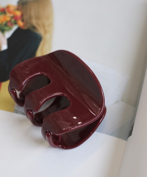 SANSeLF（サンセルフ）の「【SANSeLF】ニュアンスシャーククリップ sana25s017（バレッタ/ヘアクリップ・レディース・レッド/グリーン/ブラウン/ブラック/ブルー・FREE）」の5枚目の写真