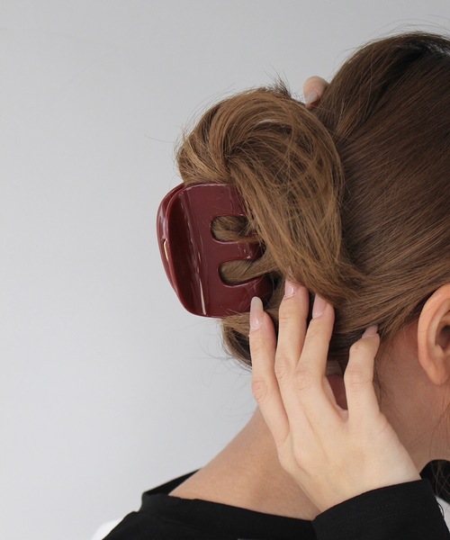 SANSeLF（サンセルフ）の「【SANSeLF】ニュアンスシャーククリップ sana25s017（バレッタ/ヘアクリップ・レディース・レッド/グリーン/ブラウン/ブラック/ブルー・FREE）」の15枚目の写真