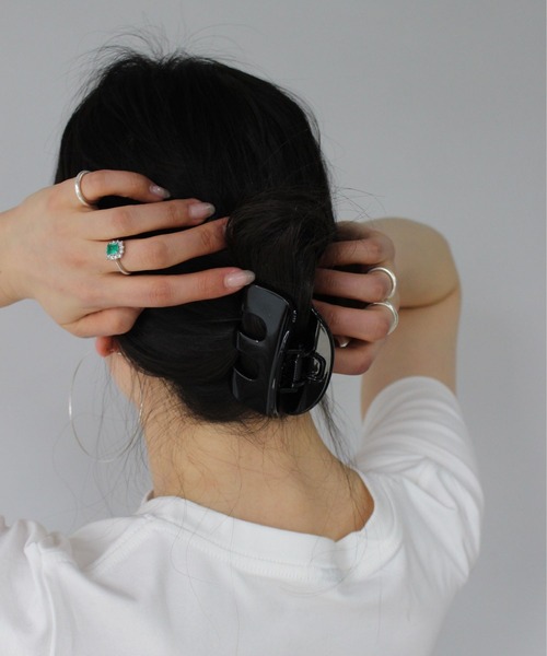 SANSeLF（サンセルフ）の「【SANSeLF】ニュアンスシャーククリップ sana25s017（バレッタ/ヘアクリップ・レディース・レッド/グリーン/ブラウン/ブラック/ブルー・FREE）」の19枚目の写真