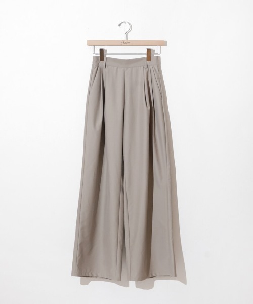 flower(フラワー)の「リラックスタックパンツ(その他パンツ・レディース・ベージュ/グレー・FREE)」の22枚目の写真