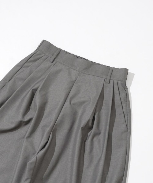 flower(フラワー)の「リラックスタックパンツ(その他パンツ・レディース・ベージュ/グレー・FREE)」の16枚目の写真