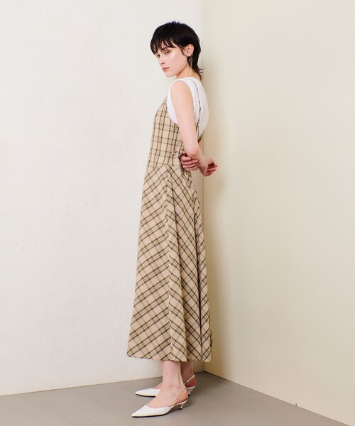allureville（アルアバイル）の「チェックバックコンシャスキャミワンピース（ワンピース・レディース・ベージュ・2）」の2枚目の写真