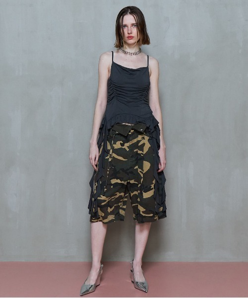 MAISON SPECIAL（メゾンスペシャル）の「2way Double Waist CAMO Curve Shorts/2WAYダブルウエストCAMOカーブハーフパンツ【MAISON SPECIAL/メゾンスペシャル】（チノパンツ・レディース・マルチ・36/38）」の3枚目の写真