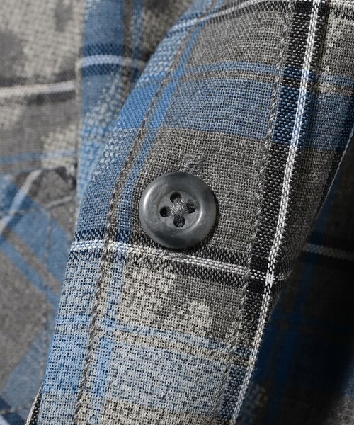 BEAMS(ビームス)の「フェード ワーク チェックシャツ(シャツ/ブラウス・メンズ・ネイビー/ブルー・L/M/S/XL)」の7枚目の写真