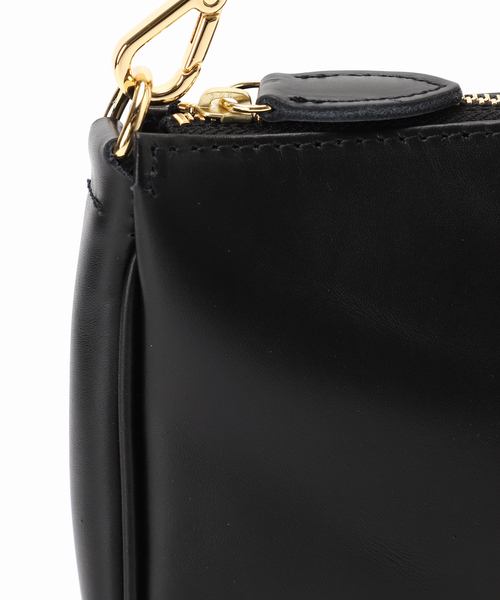 FRAMeWORK（フレームワーク）の「YOUNG＆OLSEN 別注ストラップ付き2WAY ポーチ（ショルダーバッグ・レディース・ブラック/ブラウン・FREE）」の3枚目の写真