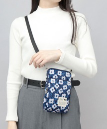 kippis（キッピス）の「北欧系 総柄 撥水ポリエステル スマホ ミニショルダーバッグ（ショルダーバッグ）」