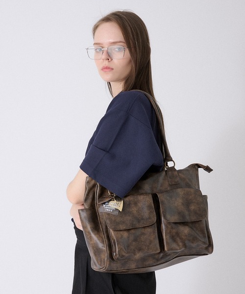 ONCILY（オンシェリー）の「VINTAGE LIKE BOSTON BAG