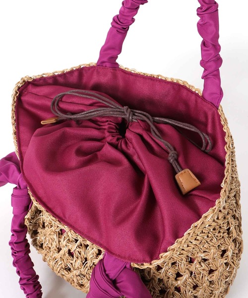 Three Four Time(スリーフォータイム)の「下がりリボン柄編みトート(かごバッグ・レディース・ブラック/ベージュ/ピンク/グリーン・FREE)」の22枚目の写真