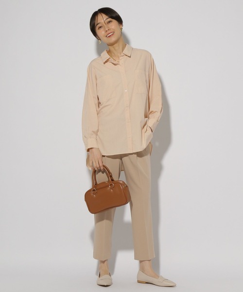 Elura（エルーラ）の「アイロンいらずドルマンシャツ/321615（シャツ/ブラウス・レディース・ネイビー/ベージュ/ブルー・MEDIUM/LARGE）」の18枚目の写真