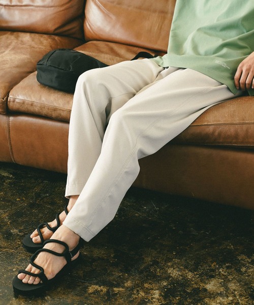 BAYFLOW（ベイフロー）の「[さらっとした穿き心地]リネンワイドパンツ（その他パンツ・メンズ・ブラック/ベージュ・MEDIUM/LARGE）」の2枚目の写真