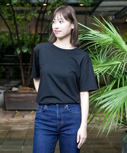 FRUIT OF THE LOOM(フルーツオブザルーム)の「【FRUIT OF THE LOOM/フルーツオブザルーム】3枚セット 天竺クルーネック Tシャツ(Tシャツ/カットソー・メンズ・ブラック/ホワイト・X-LARGE/LARGE/MEDIUM)」の5枚目の写真