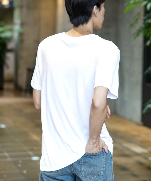 FRUIT OF THE LOOM(フルーツオブザルーム)の「【FRUIT OF THE LOOM/フルーツオブザルーム】3枚セット 天竺クルーネック Tシャツ(Tシャツ/カットソー・メンズ・ブラック/ホワイト・X-LARGE/LARGE/MEDIUM)」の12枚目の写真