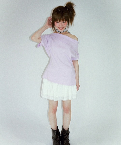 igi(イジ)の「TURNED SHOULDER ASYM TEE / アシンメトリーティーシャツ(Tシャツ/カットソー・レディース・ピンク/グレー/ダークブラウン・FREE)」の19枚目の写真