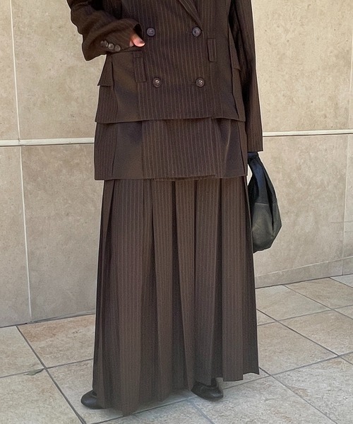 AULA AILA(アウラアイラ)の「ボックスプリーツスカート(スカート・レディース・ブラック/グレー/ブラウン・0/1)」の11枚目の写真