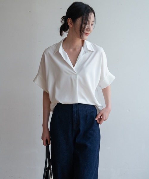 maison de LATIR(メゾンドラティール)の「夏服にピッタリ!Vネックスキッパーフレンチスリーブシャツ(シャツ/ブラウス・レディース・ホワイト・L/M/XL)」の19枚目の写真