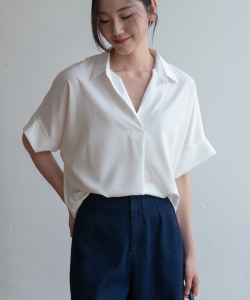 maison de LATIR(メゾンドラティール)の「夏服にピッタリ!Vネックスキッパーフレンチスリーブシャツ(シャツ/ブラウス・レディース・ホワイト・L/M/XL)」の18枚目の写真