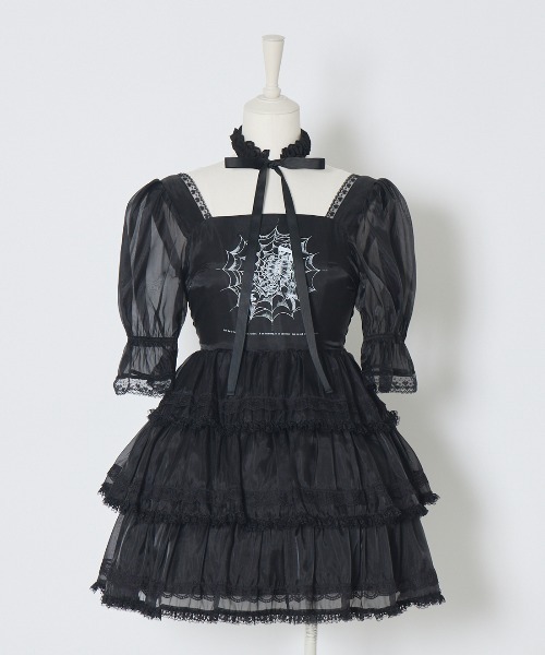 AVENCHUMU（アバンチュウム）の「Frill choker sheer tiered illustration onepiece（ワンピース・レディース・ホワイト/ブラック/ピンク・FREE）」の10枚目の写真