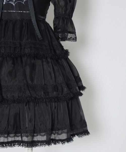 AVENCHUMU（アバンチュウム）の「Frill choker sheer tiered illustration onepiece（ワンピース・レディース・ホワイト/ブラック/ピンク・FREE）」の14枚目の写真