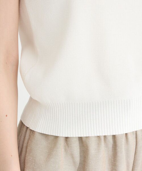 Green　Parks（グリーンパークス）の「・ELENCARE DUE バイカラーニットタンク（タンクトップ・レディース・カーキ/ブラック/オフホワイト/ダークベージュ・FREE）」の13枚目の写真