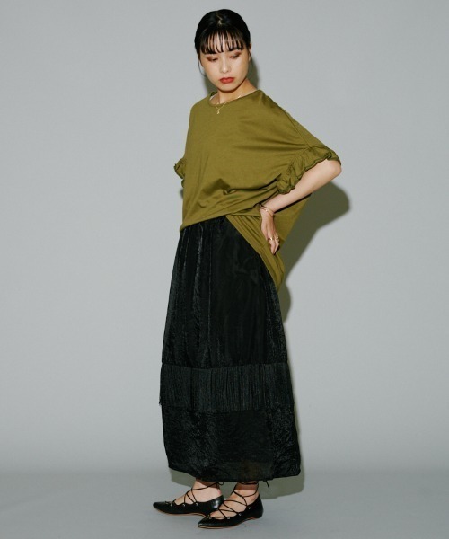 terrace(テラス)の「フリンジオーガンジースカート(スカート・レディース・レッド/ブラック/グレイッシュベージュ・MEDIUM)」の15枚目の写真