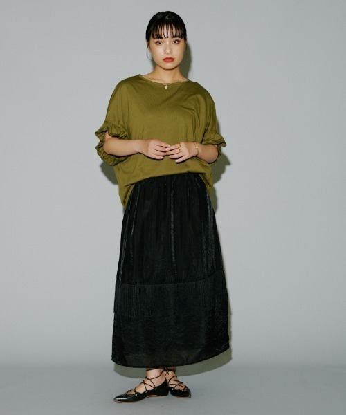 terrace(テラス)の「フリンジオーガンジースカート(スカート・レディース・レッド/ブラック/グレイッシュベージュ・MEDIUM)」の18枚目の写真