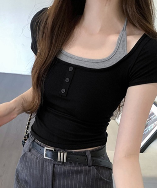 lilful（リルフル）の「ホルターネック フェイクレイヤード ヘンリーネックトップス（Tシャツ/カットソー・レディース・ブラウン/アイボリー/ブラック・M/L）」の9枚目の写真