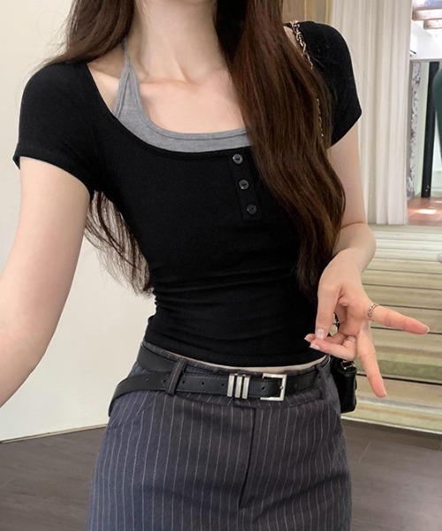 lilful（リルフル）の「ホルターネック フェイクレイヤード ヘンリーネックトップス（Tシャツ/カットソー・レディース・ブラウン/アイボリー/ブラック・M/L）」の8枚目の写真