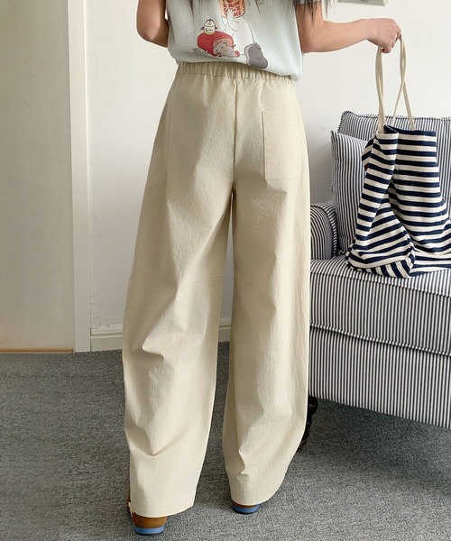 BANICO（バニコ）の「ベーシックストレートパンツ（スウェットパンツ・レディース・ホワイト/ダークグレー/ベージュ/ライトベージュ・LARGE/MEDIUM）」の11枚目の写真