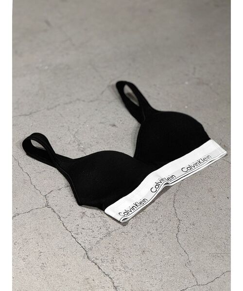 GYDA(ジェイダ)の「CalvinKlein SCOOP BACK LL BRALET(ブラジャー・レディース・グレー/ブラック・SMALL)」の10枚目の写真