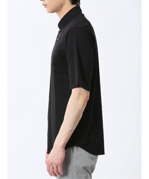 TAKA-Q(タカキュー)の「シャツ メンズ 半袖 ストレッチ 接触冷感 ボタンダウン (シャツ/ブラウス・メンズ・ベージュ/グレー/ブラック・MEDIUM/LARGE/X-LARGE)」の5枚目の写真