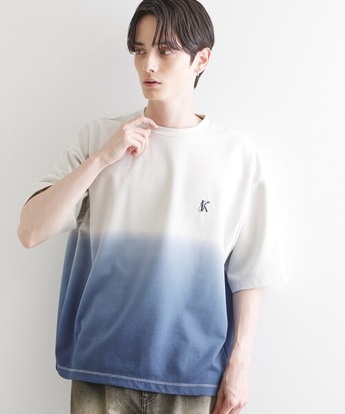 tk.TAKEO KIKUCHI(ティーケータケオキクチ)の「グラデーションダイ5分袖カットソー(Tシャツ/カットソー・メンズ・チャコールグレー/ライトグレー/ネイビー・02/03)」の2枚目の写真