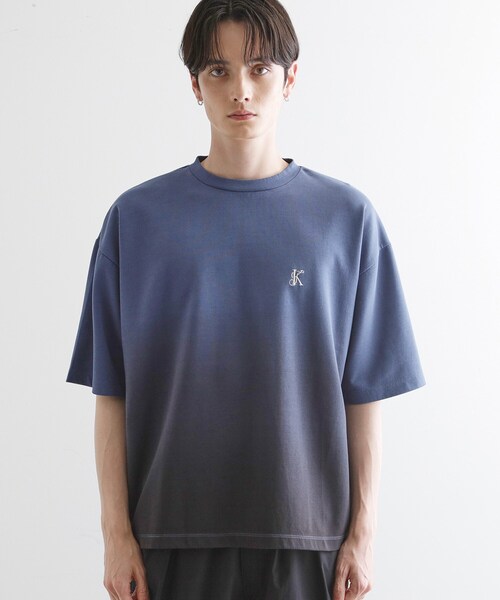 tk.TAKEO KIKUCHI(ティーケータケオキクチ)の「グラデーションダイ5分袖カットソー(Tシャツ/カットソー・メンズ・チャコールグレー/ライトグレー/ネイビー・02/03)」の17枚目の写真