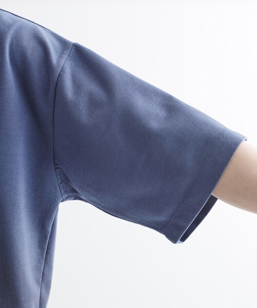 tk.TAKEO KIKUCHI(ティーケータケオキクチ)の「グラデーションダイ5分袖カットソー(Tシャツ/カットソー・メンズ・チャコールグレー/ライトグレー/ネイビー・02/03)」の21枚目の写真