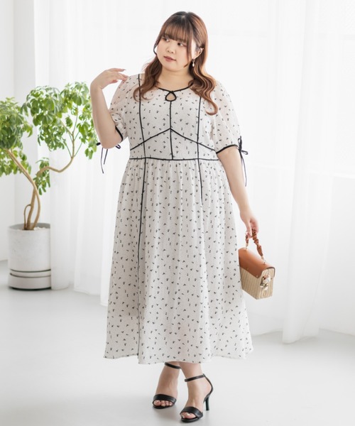 CLETTE(クレット)の「配色パイピングシアー花柄ワンピース(ワンピース・レディース・ベージュ/オフホワイト・LL/3L/4L)」の5枚目の写真