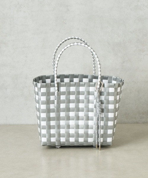 CIAOPANIC TYPY（チャオパニックティピー）の「【Aguni】チャーム付きメルカドBAG（トートバッグ・レディース・グレー/ピンク/ライトグリーン・ONE SIZE）」の9枚目の写真