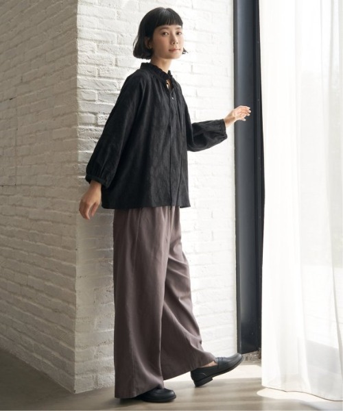 LBC(エルビーシー)の「ジャカード襟フリル2WAYブラウス(シャツ/ブラウス・レディース・ホワイト/ブラック/ネイビー/ミント・M)」の8枚目の写真