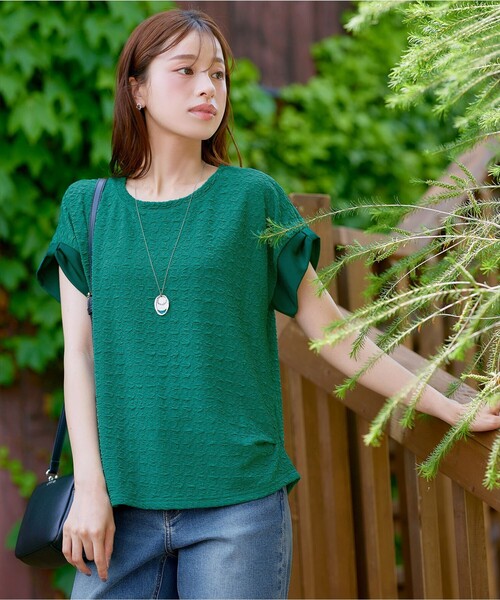 Tiaclasse（ティアクラッセ）の「ふくれジャカードカフス付きカットソー（Tシャツ/カットソー・レディース・オフホワイト/ブラック/グリーン・XL/XXL）」の11枚目の写真