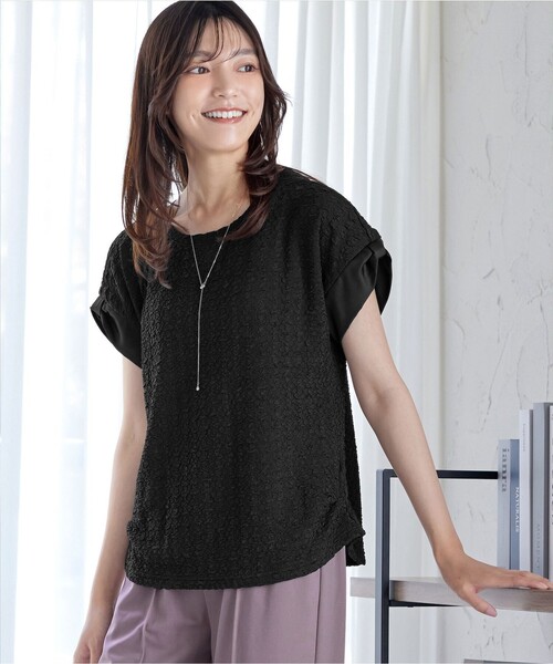 Tiaclasse（ティアクラッセ）の「ふくれジャカードカフス付きカットソー（Tシャツ/カットソー・レディース・オフホワイト/ブラック/グリーン・XL/XXL）」の13枚目の写真
