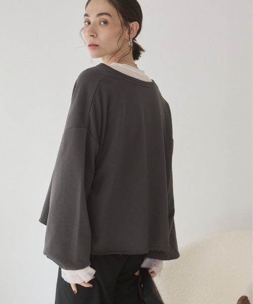 ANGIE（アンジー）の「深Vネック  カットオフ　スウェット　プルオーバー（スウェット・レディース・チャコール/オートミール/杢グレー・FREE）」の12枚目の写真