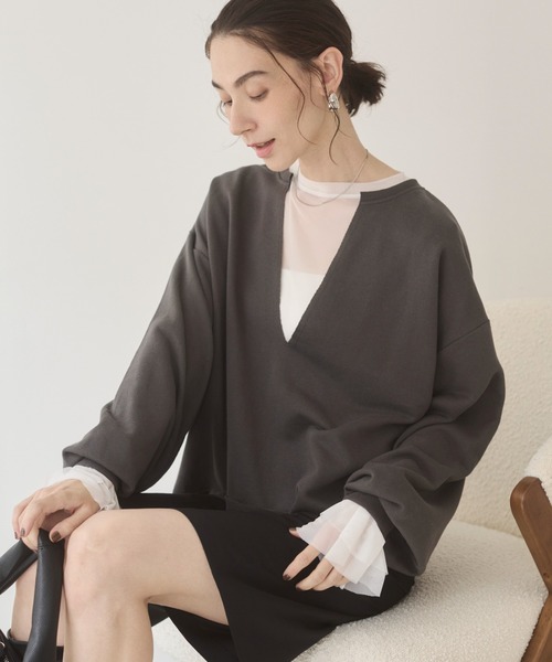 ANGIE（アンジー）の「深Vネック  カットオフ　スウェット　プルオーバー（スウェット・レディース・チャコール/オートミール/杢グレー・FREE）」の14枚目の写真