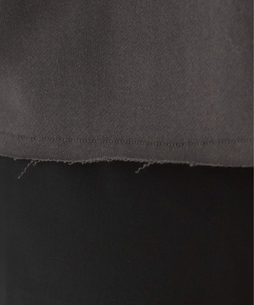 ANGIE（アンジー）の「深Vネック  カットオフ　スウェット　プルオーバー（スウェット・レディース・チャコール/オートミール/杢グレー・FREE）」の9枚目の写真