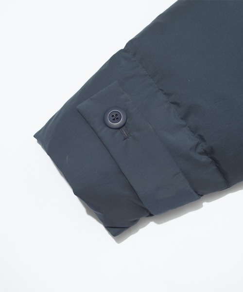 F/CE. (エフシーイー)の「F/CE. RECYCLED DOWN OVERLAY SHAWL COLLAR COAT / エフシーイー リサイクルダウンオーバーレイショールカラーコート(ダウンジャケット/コート・メンズ・ブラック/ベージュ/ネイビー・MEDIUM/SMALL)」の5枚目の写真