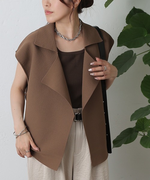 COLONY 2139(コロニートゥーワンスリーナイン)の「エステルヤーンテーラーベスト(ベスト・レディース・ブラック/グレー/モカ/グリーン・FREE)」の21枚目の写真