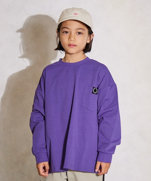 PAIRMANON STREET(ペアマノンストリート)の「【マルチファンクション】 吸水速乾 長袖 Tシャツ【PAIRMANON STREET】(Tシャツ/カットソー・キッズ・ブラック/パープル/ネイビー/ベージュ/オフホワイト/ブラック系その他/パープル系その他/ライトブルー/チャコールグレー/ブラック系その他3/ブラウン/ブラック系その他2/グレー系その他/レッド・130/120/110/100/160/150/140)」の12枚目の写真